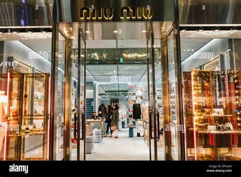 miu miu japan store